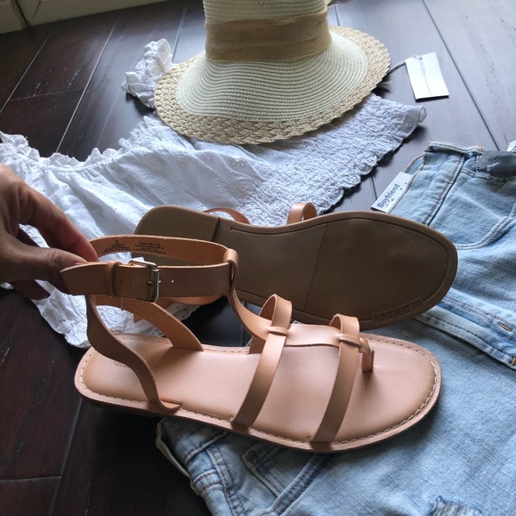 Old navy Gladiator  Sandals - Picture 5 of 5